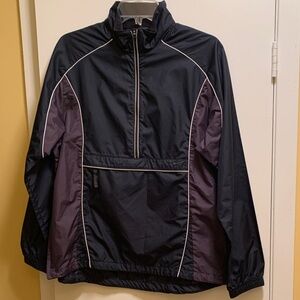 Nike Running Pullover Jacket in Black/purple